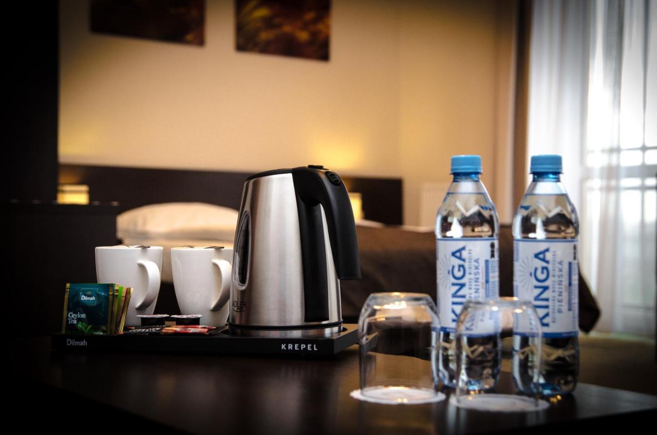 Hotel Emocja Spa Миелно Екстериор снимка
