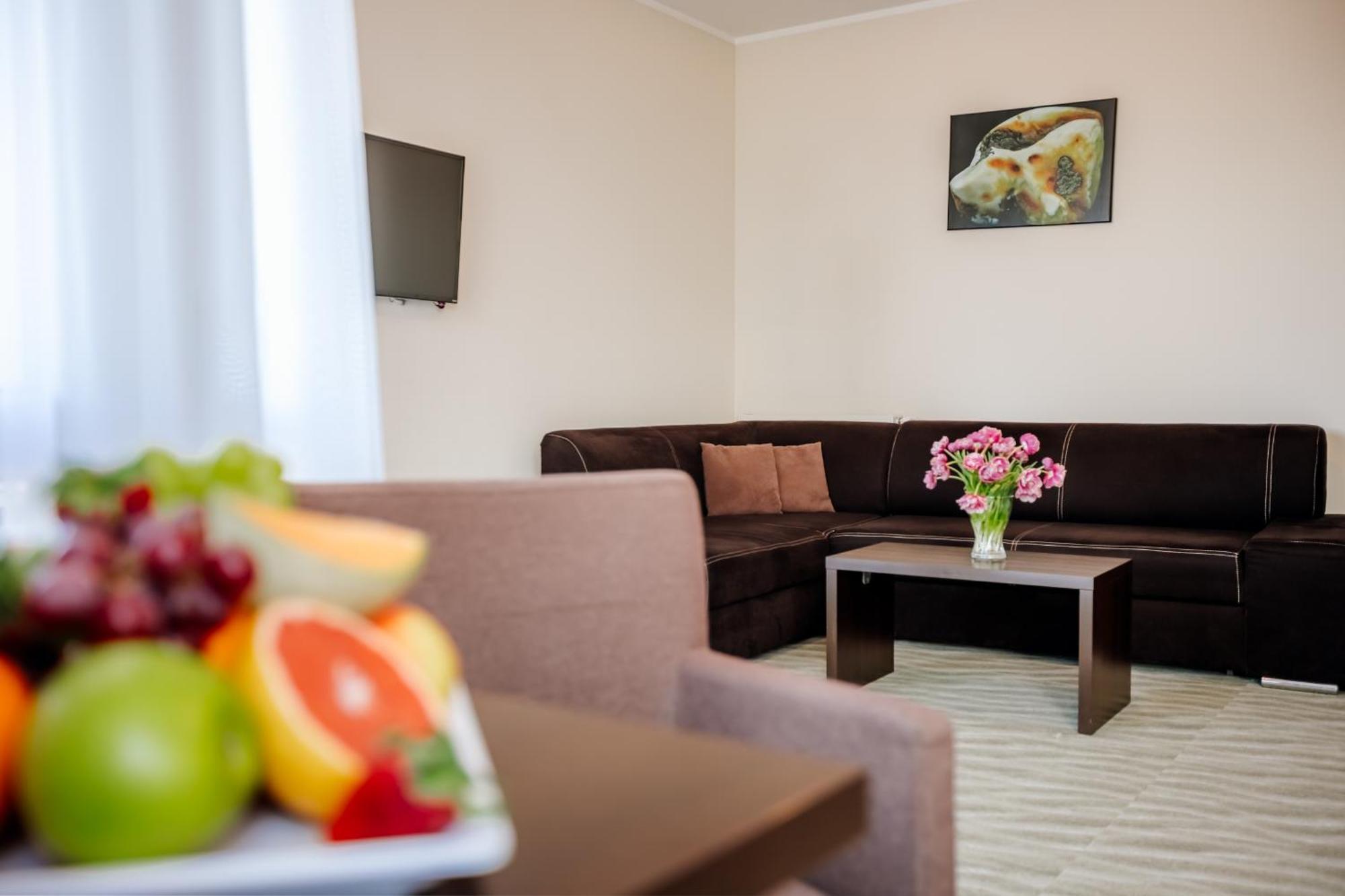 Hotel Emocja Spa Миелно Екстериор снимка